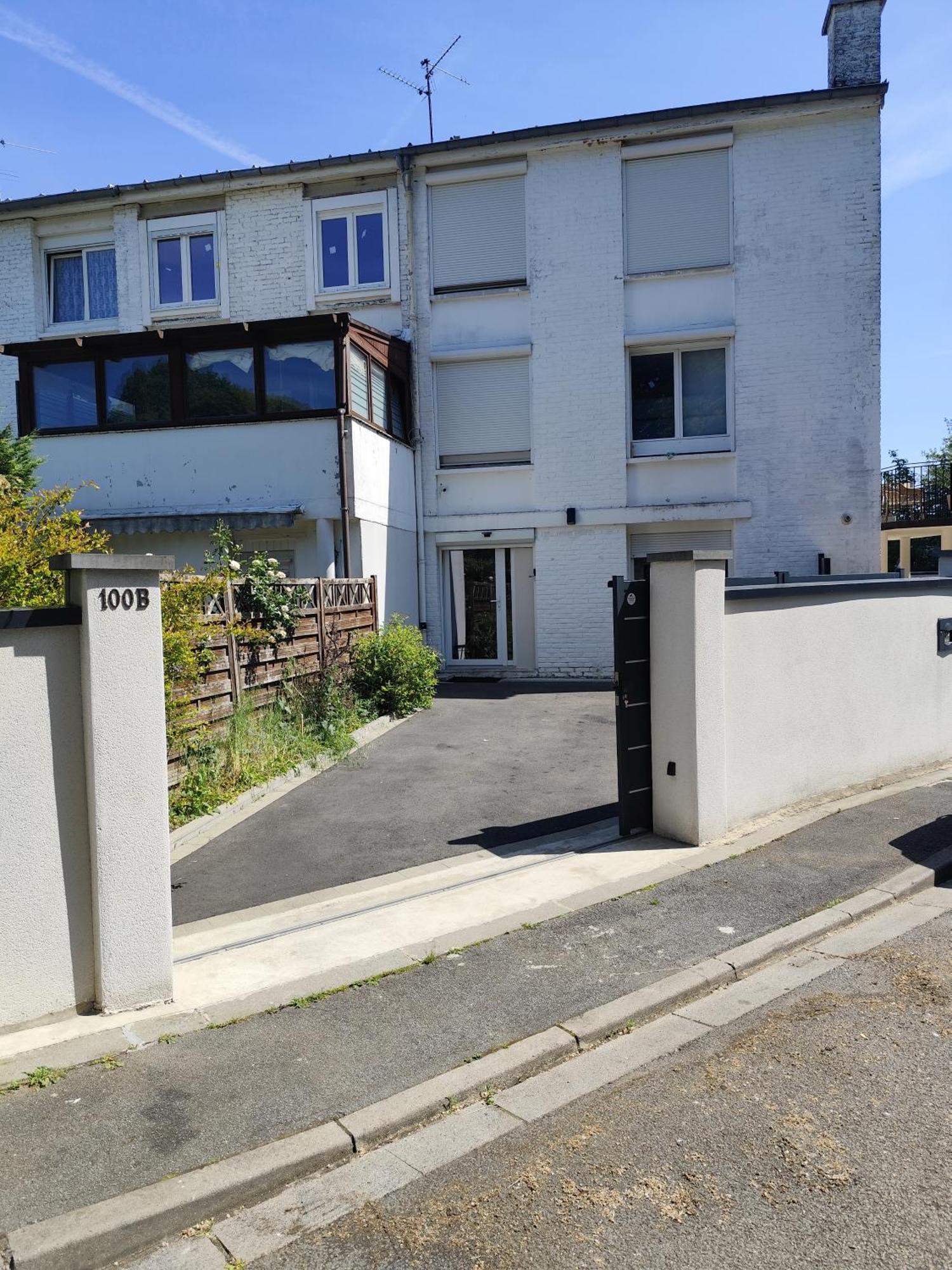 Escapade Pres De Lille - Appartement Charmant Avec Terrasse Et Parking Privee Mons-en-Baroeul Exterior photo